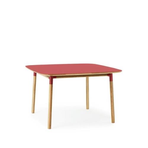 Normann Copenhagen Form spisebord red, ben i eg, 120x120 cm