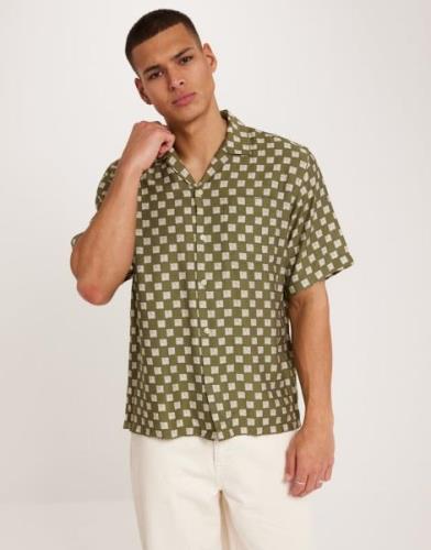 Jack & Jones Jprbluryland Print Resort Shirt S/S Kortærmede skjorter G...