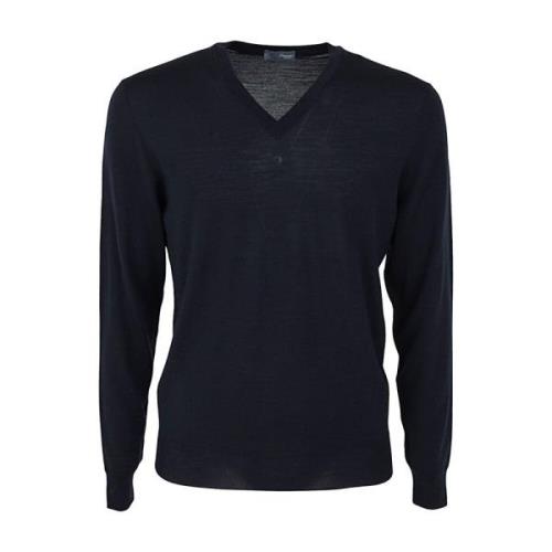 MODERN V-NECK PULLOVER