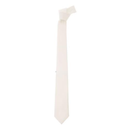 Forbedre dit formelle look med lyse ogaturlige hvide slips