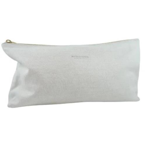 Pre-owned Canvas pouches