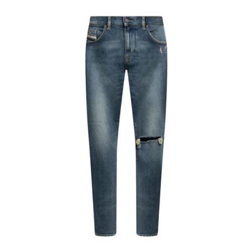 ‘2019 D-STRUKT L.30‘ slim fit jeans