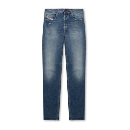 ‘2023 D-FINITIVE L.32’ tapered jeans