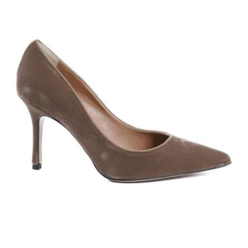 Velvet Pump med 8.5 cm Hæl