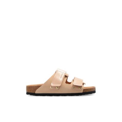 ‘Uji’ sandaler
