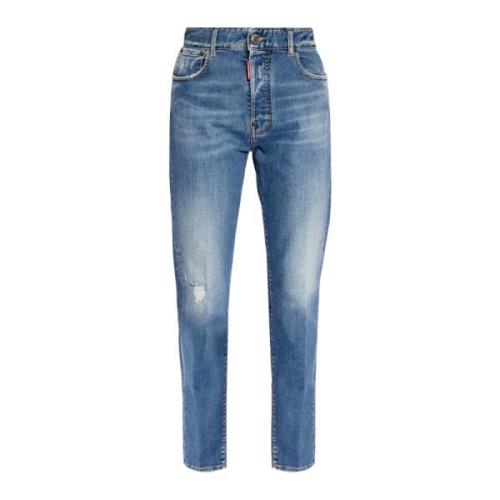 ‘642’ jeans