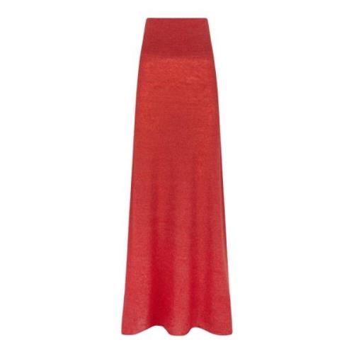 Marlon, lang rød strikket nederdel