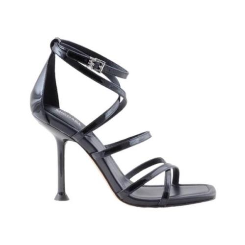 Strappy Sandal med Krydsede Stropper