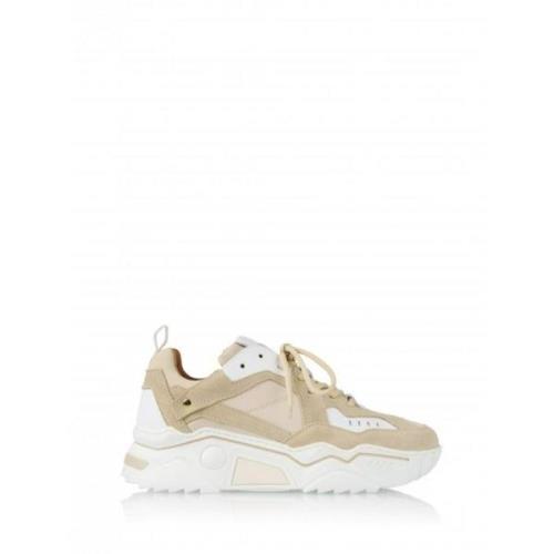 Chunky Sole Sneaker Pluto