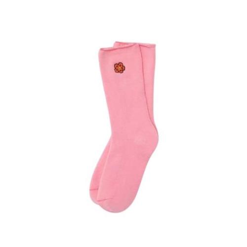 Blomstret lyserøde sokker med broderet Boke Flower