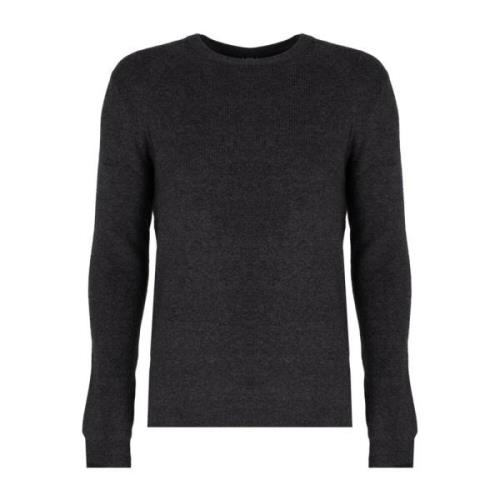 Elegant C-Neck Sweater