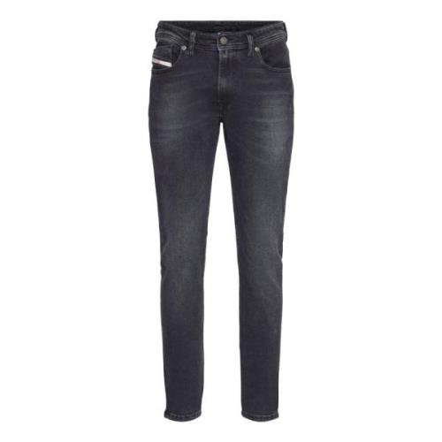 Slim Fit Sort Denim Jeans