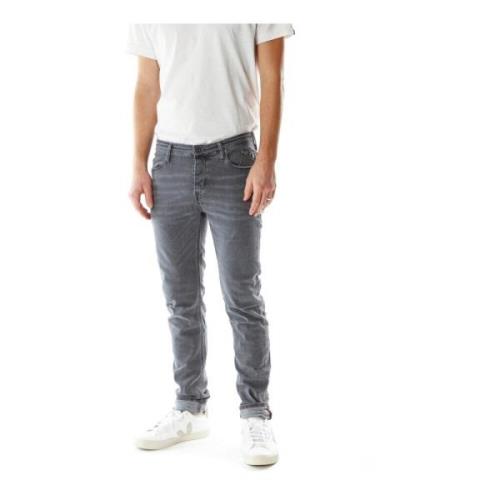 Slim-fit Jeans