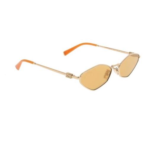 Stilfulde solbriller med unikt design