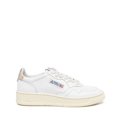 Perforerede Sneakers med Logo Patch