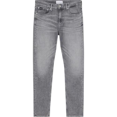 Grå Tapered Jeans