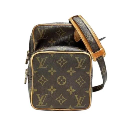 Pre-owned Canvas louis-vuitton-tasker