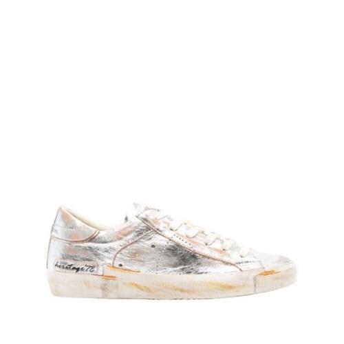 Metallic Finish Sneakers med Distressed Detaljer