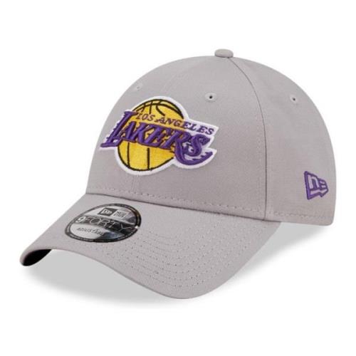 Gra Lakers NBA Essential Cap