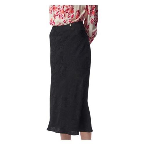 Elegant Jacquard Midi Skirt