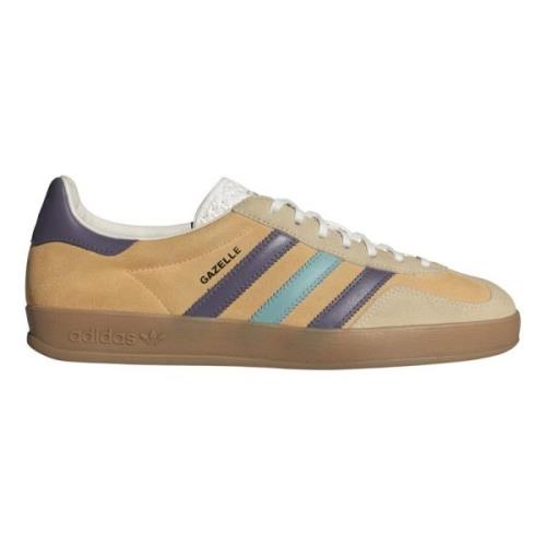 Lav Top Gazelle Indoor Sneaker