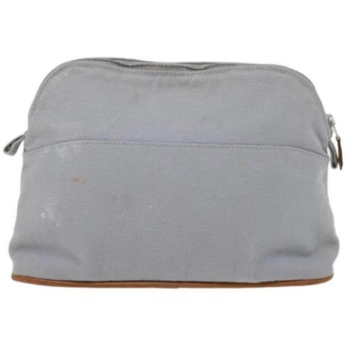 Pre-owned Canvas pouches