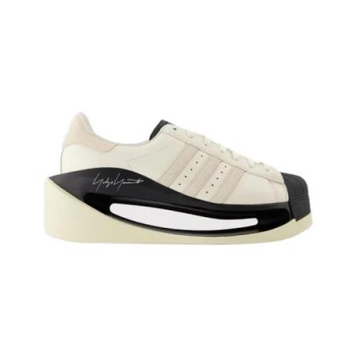 Pre-owned Laeder sneakers