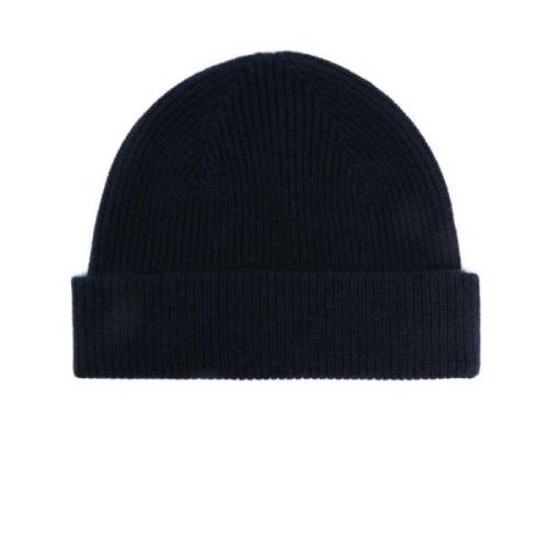 B09 Beanie Hat