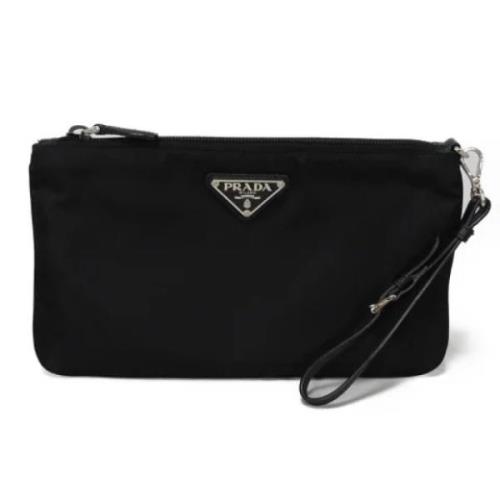 Pre-owned nylon prada-tasker