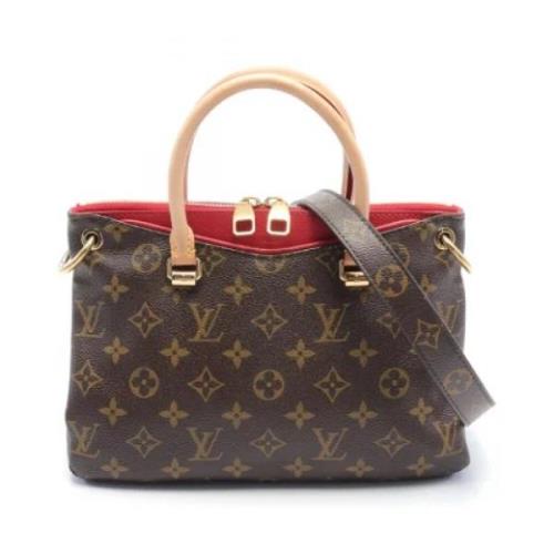 Pre-owned Plast louis-vuitton-tasker