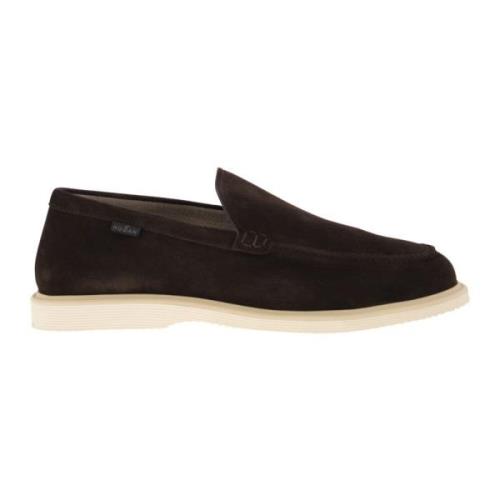 Sporty Suede Moccasin med præget monogram