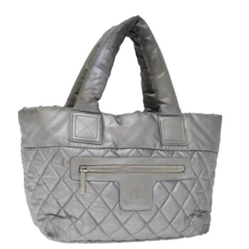 Pre-owned nylon chanel-tasker