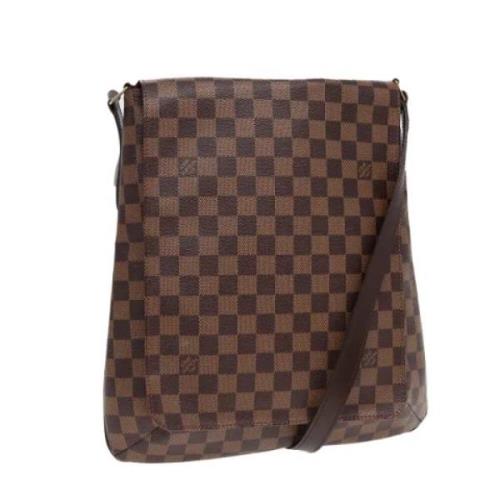 Pre-owned Canvas louis-vuitton-tasker