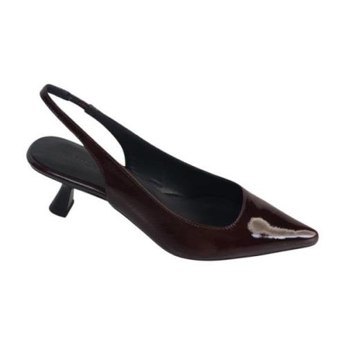 Vivienne Slingback