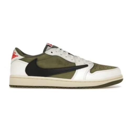 Travis Scott Retro Low Medium Olive