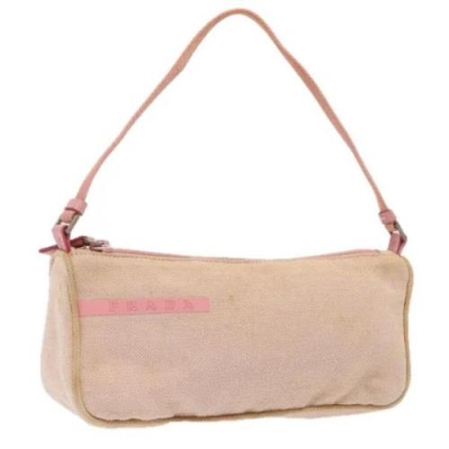 Pre-owned Canvas pouches