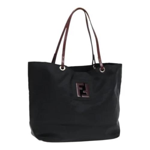 Pre-owned nylon fendi-tasker