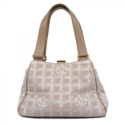 Pre-owned nylon chanel-tasker