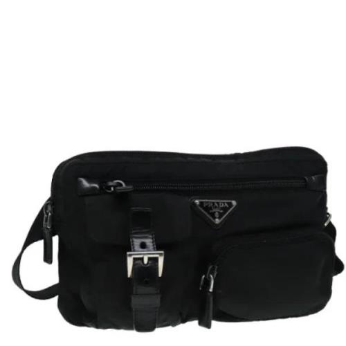 Pre-owned nylon crossbody-tasker