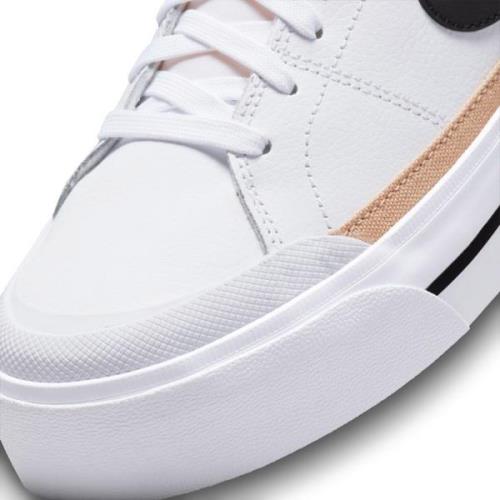 Nike Sportswear Sneaker low 'COURT LEGACY LIFT'  beige / sort / hvid