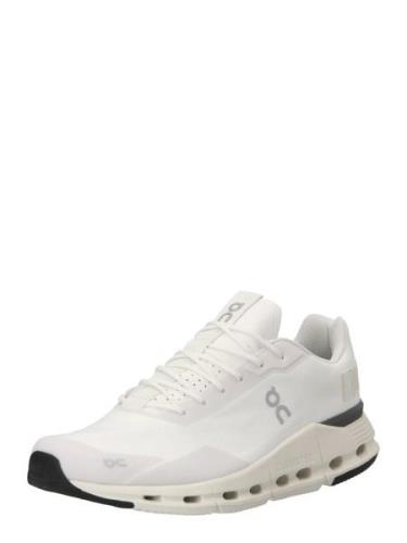 On Sneaker low 'Cloudnova Form'  grå / hvid