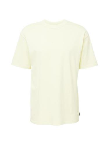 Nike Sportswear Bluser & t-shirts 'ESSNTL'  lysegul