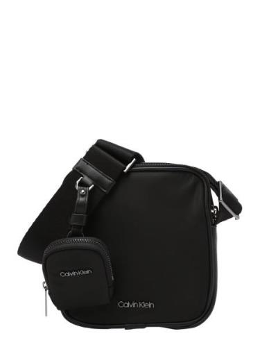 Calvin Klein Skuldertaske  sort / sølv