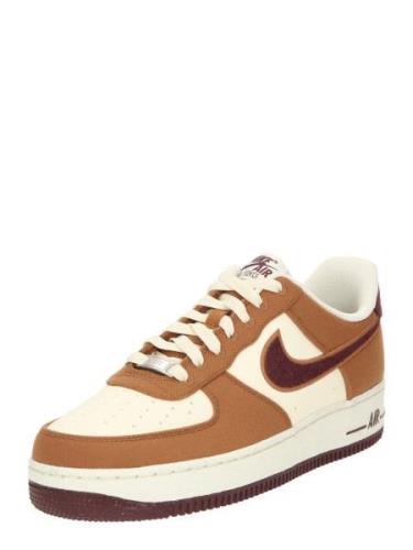 Nike Sportswear Sneaker low 'Air Force 1 '07 LV8'  karamel / burgunder...