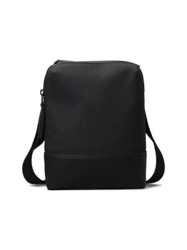 Calvin Klein Skuldertaske  sort