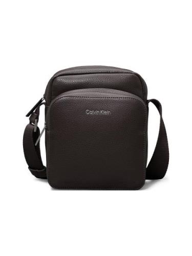 Calvin Klein Skuldertaske  brun