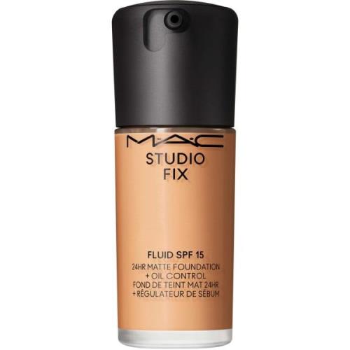 MAC Cosmetics Studio Fix Broad Spectrum Foundation SPF 15 NC40