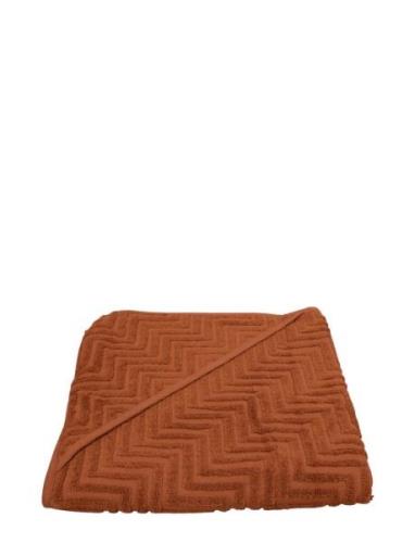 Bath Towel With Hood - Zigzag Rust Filibabba Brown