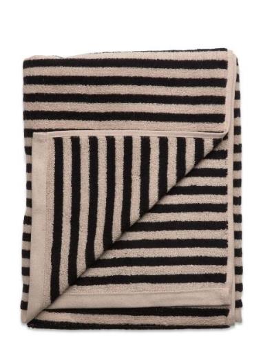 Raita Towel - 70X140 Cm OYOY Living Design Beige