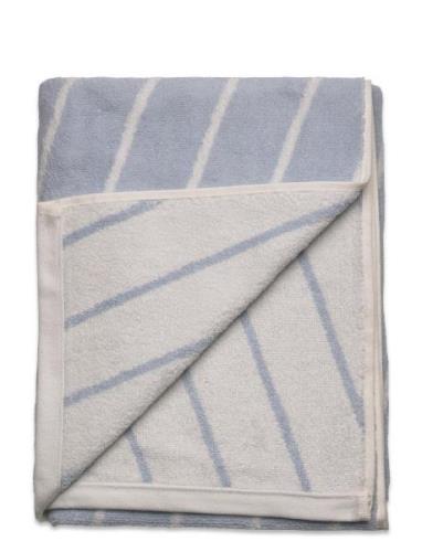 Raita Towel - 70X140 Cm OYOY Living Design Patterned